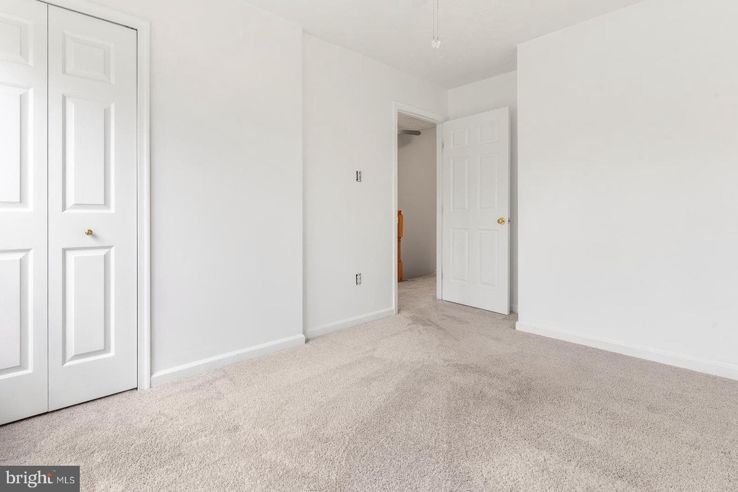 9332 Vanguard Court photo 14