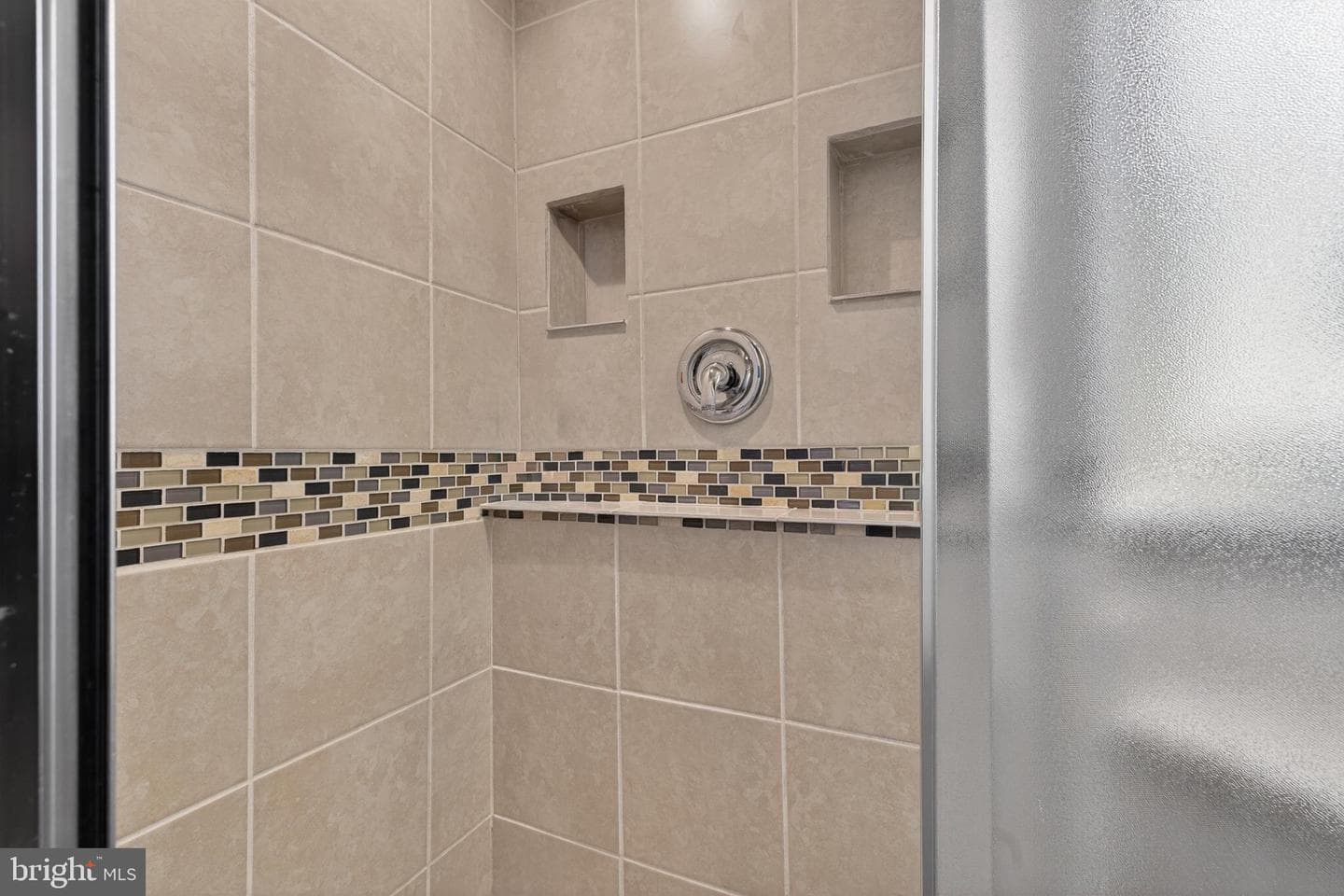 1626 Charmuth Road photo 38