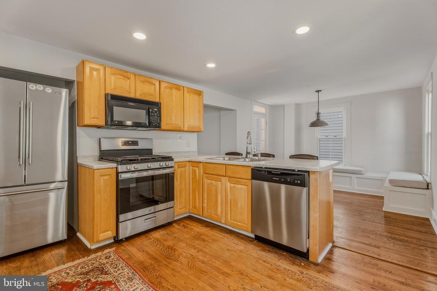 309 Lennox Avenue photo 11