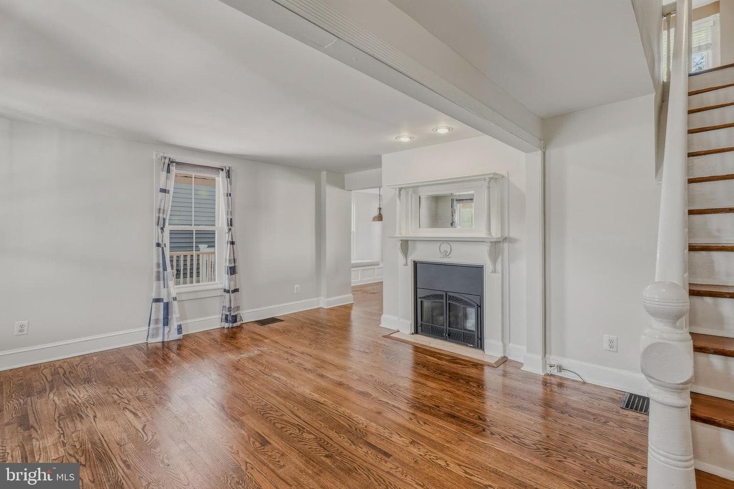309 Lennox Avenue photo 4