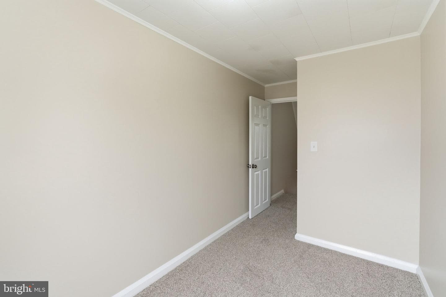 762 Fulbrook Road photo 21