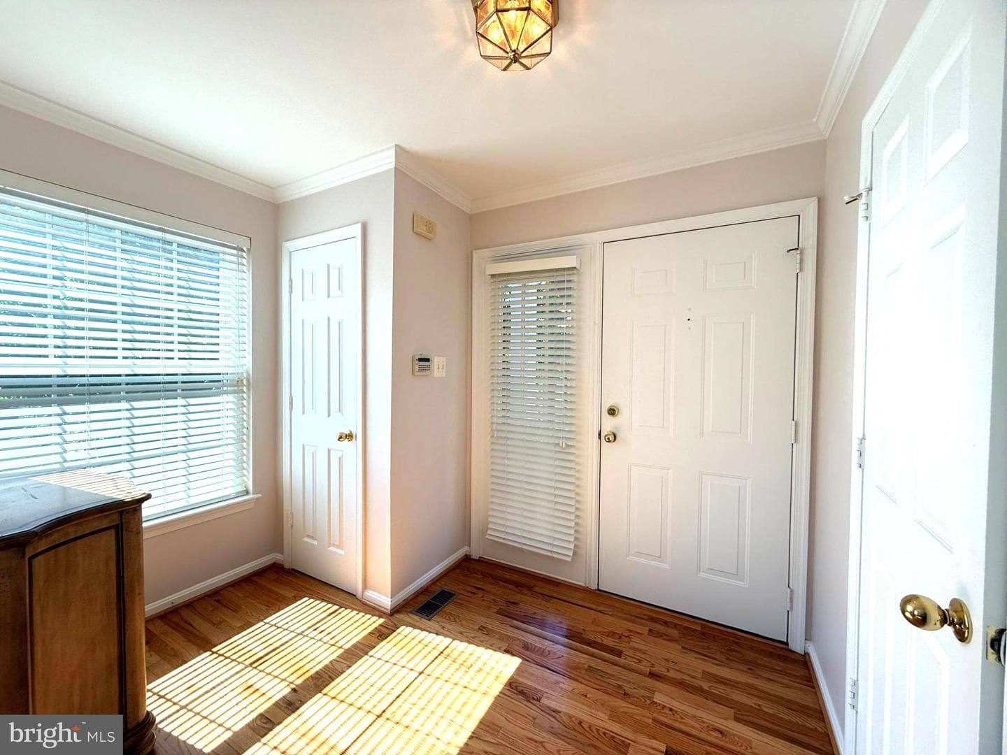 5 Johnsborough Court photo 2