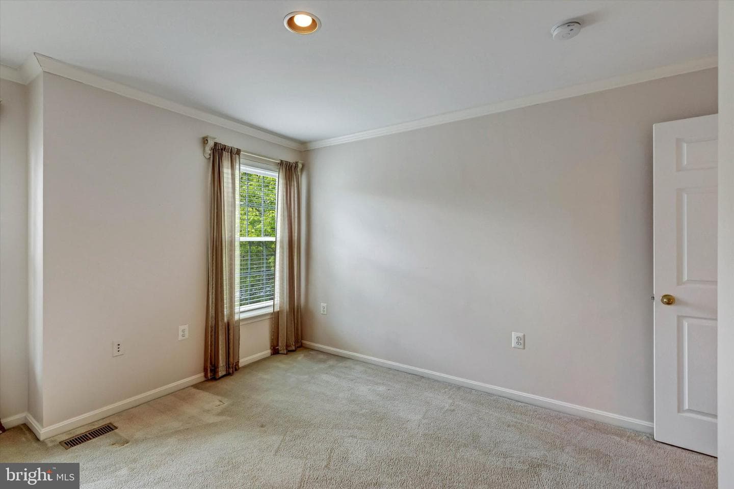 5 Johnsborough Court photo 58