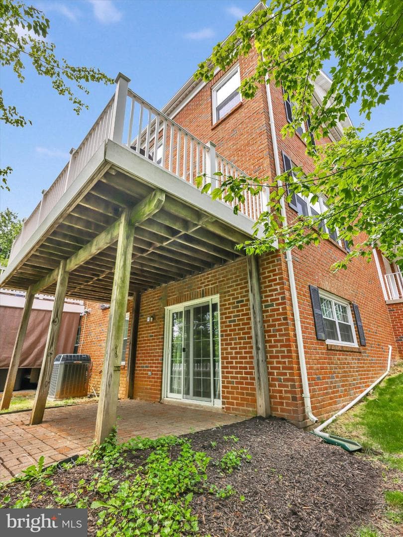 5 Johnsborough Court photo 87