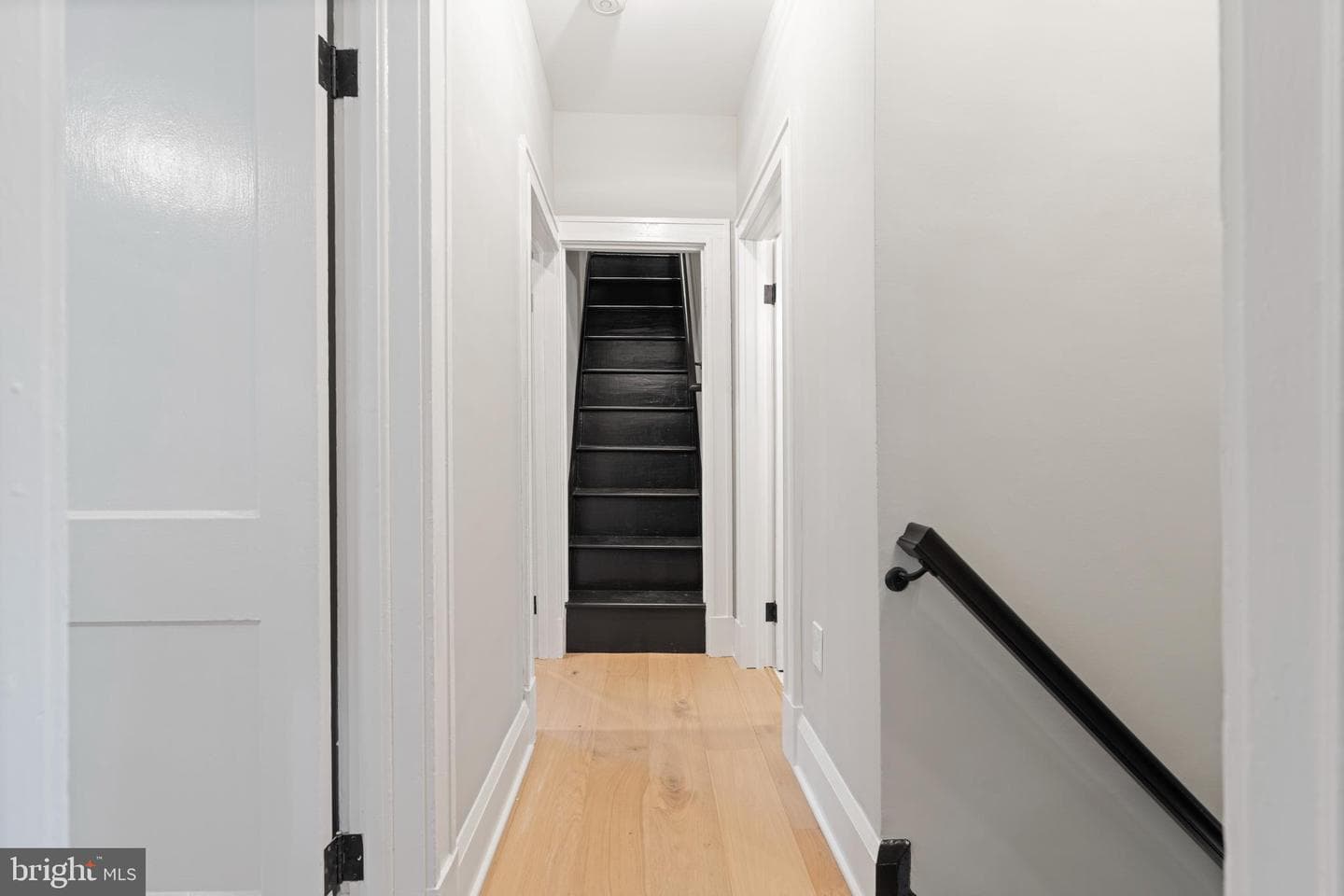 814 Edgewood photo 38