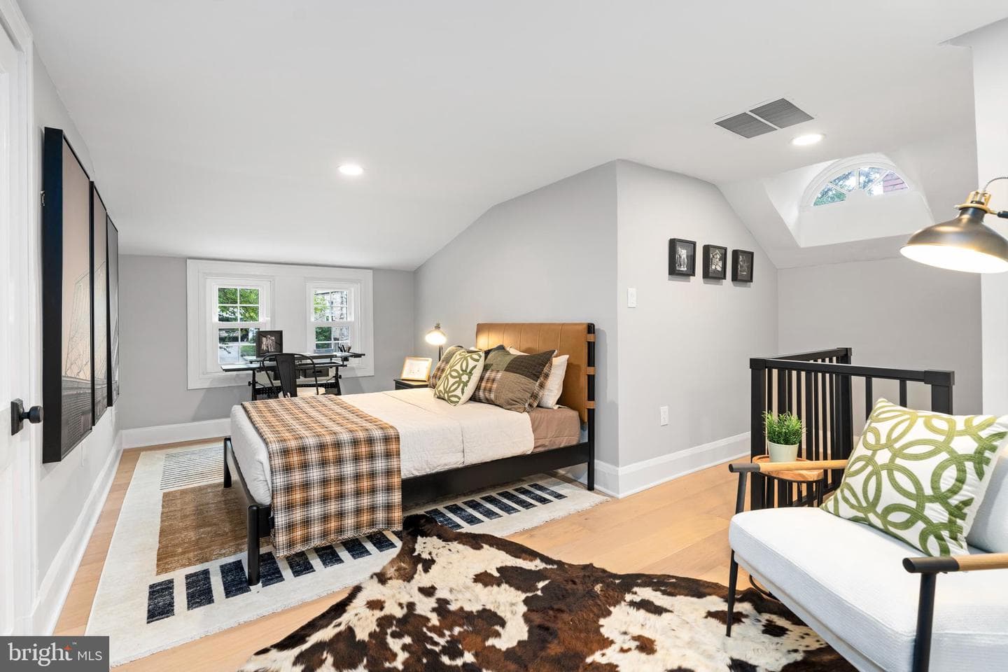 814 Edgewood photo 41