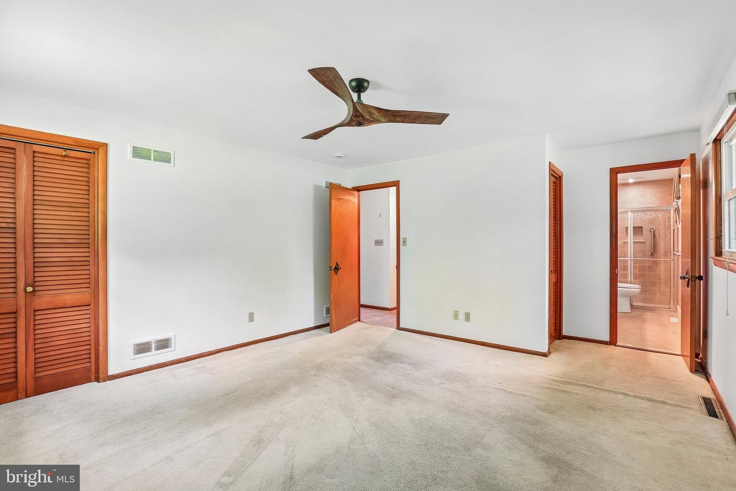 1203 Nuwood Drive photo 15
