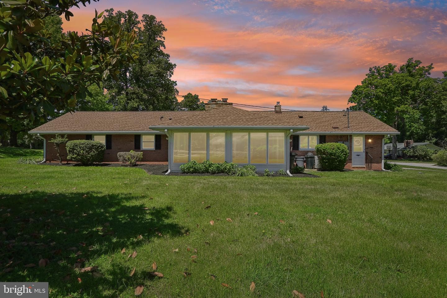 1203 Nuwood Drive photo 4