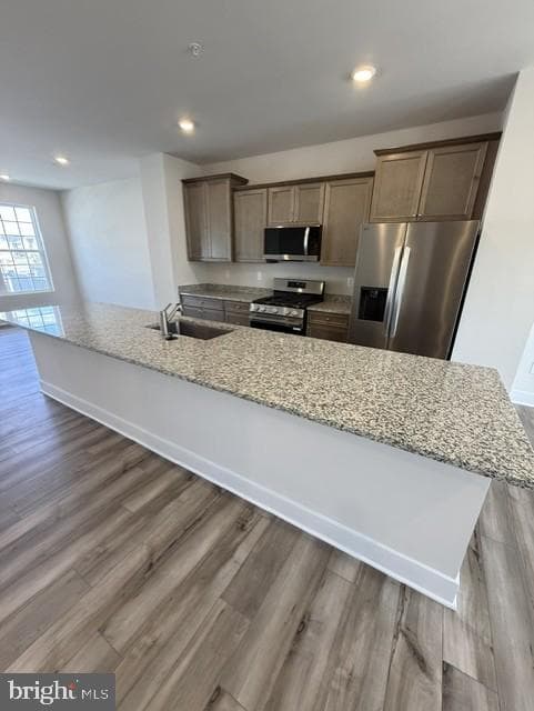 7608 River Reach Road photo 4