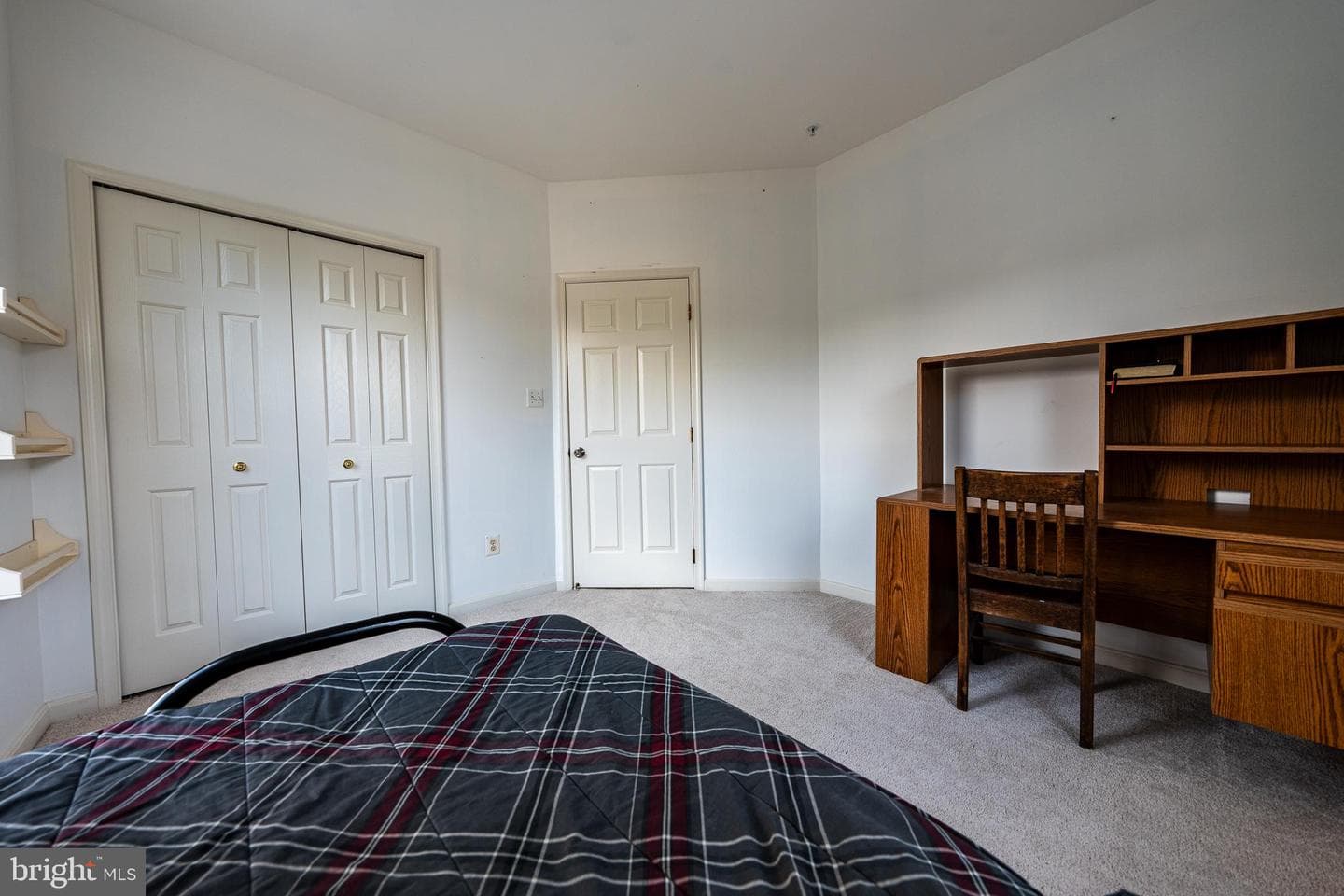 5000 Hollington Drive #301 photo 19