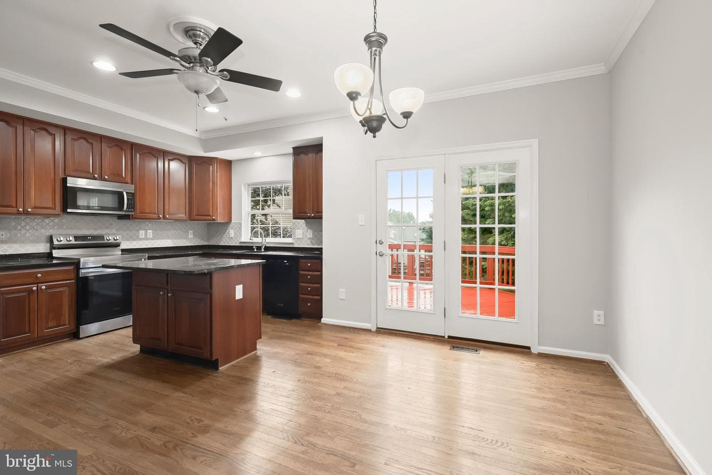 9868 Sherwood Farm Road photo 15