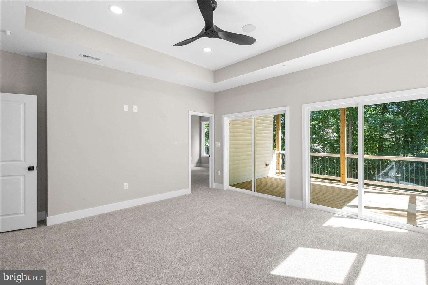 7494 Rossville Boulevard photo 32