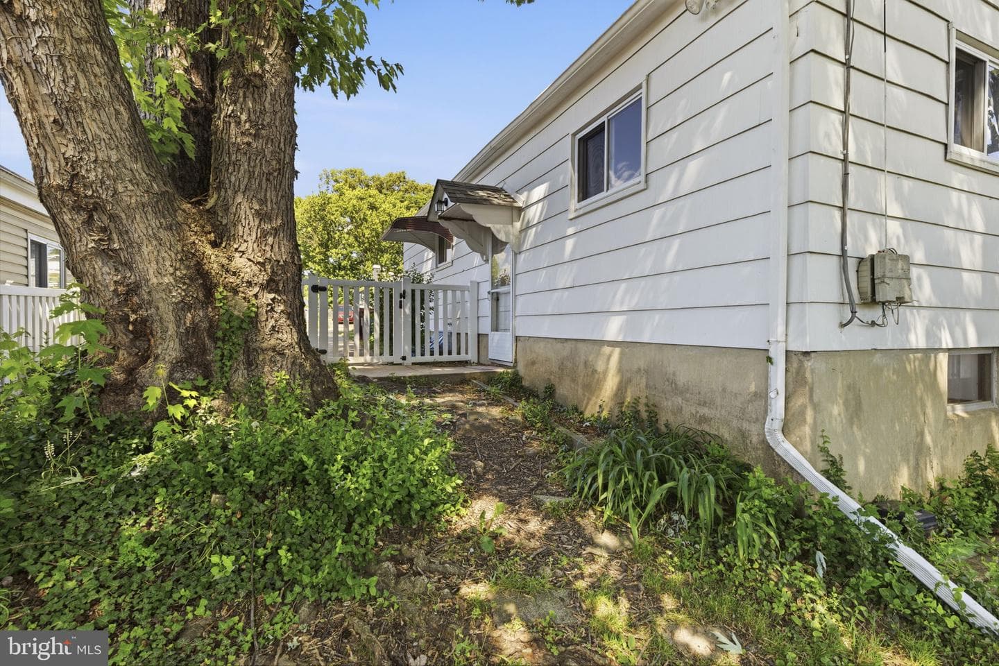 3215 Woodside Avenue photo 25