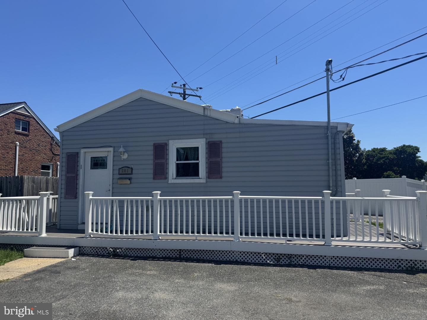 201 Mace Avenue photo 18