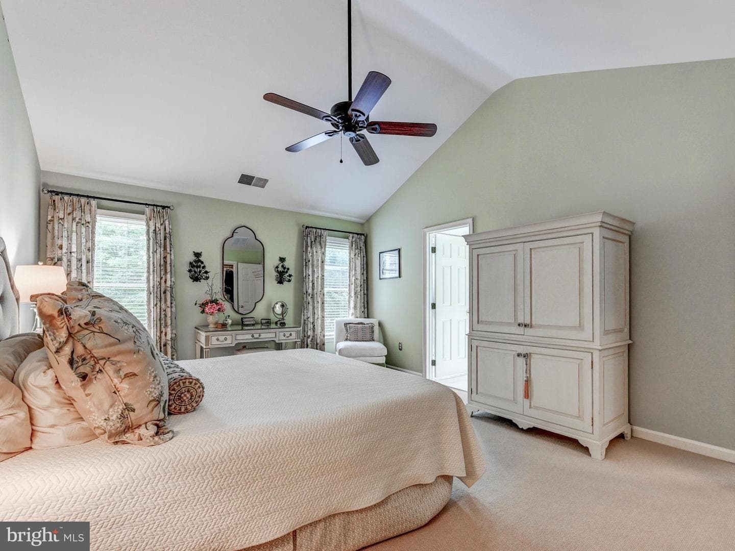 4 Spyglass Court photo 29