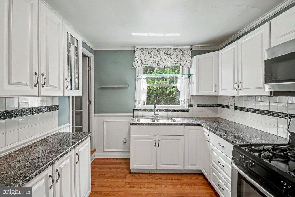 3211 Bryant Avenue photo 15