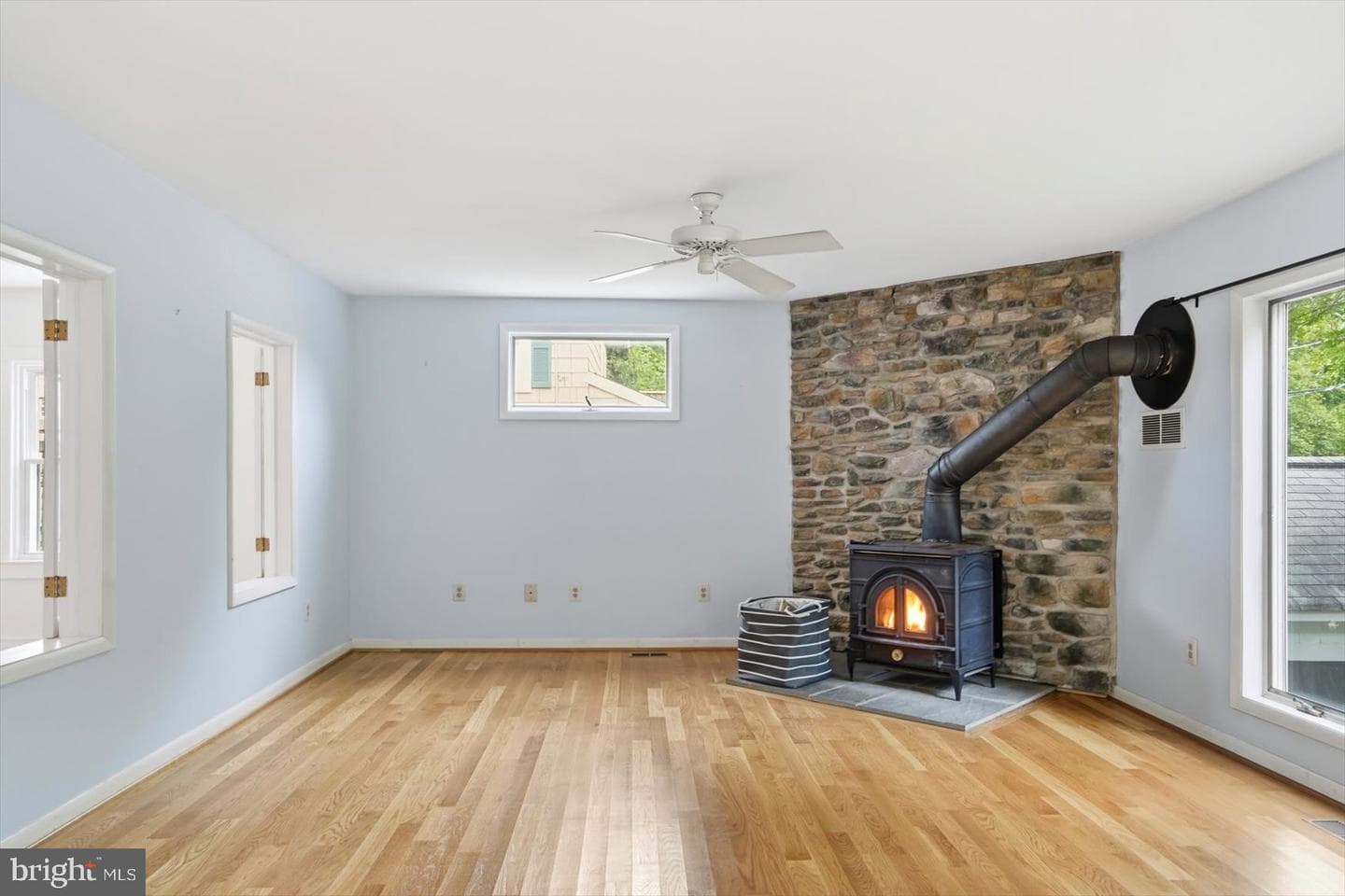 24 Normal Terrace photo 16