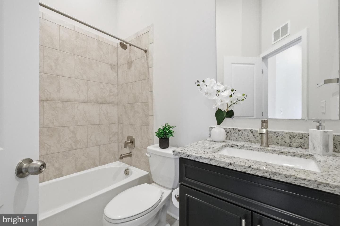 2403 Woodlands Road photo 32