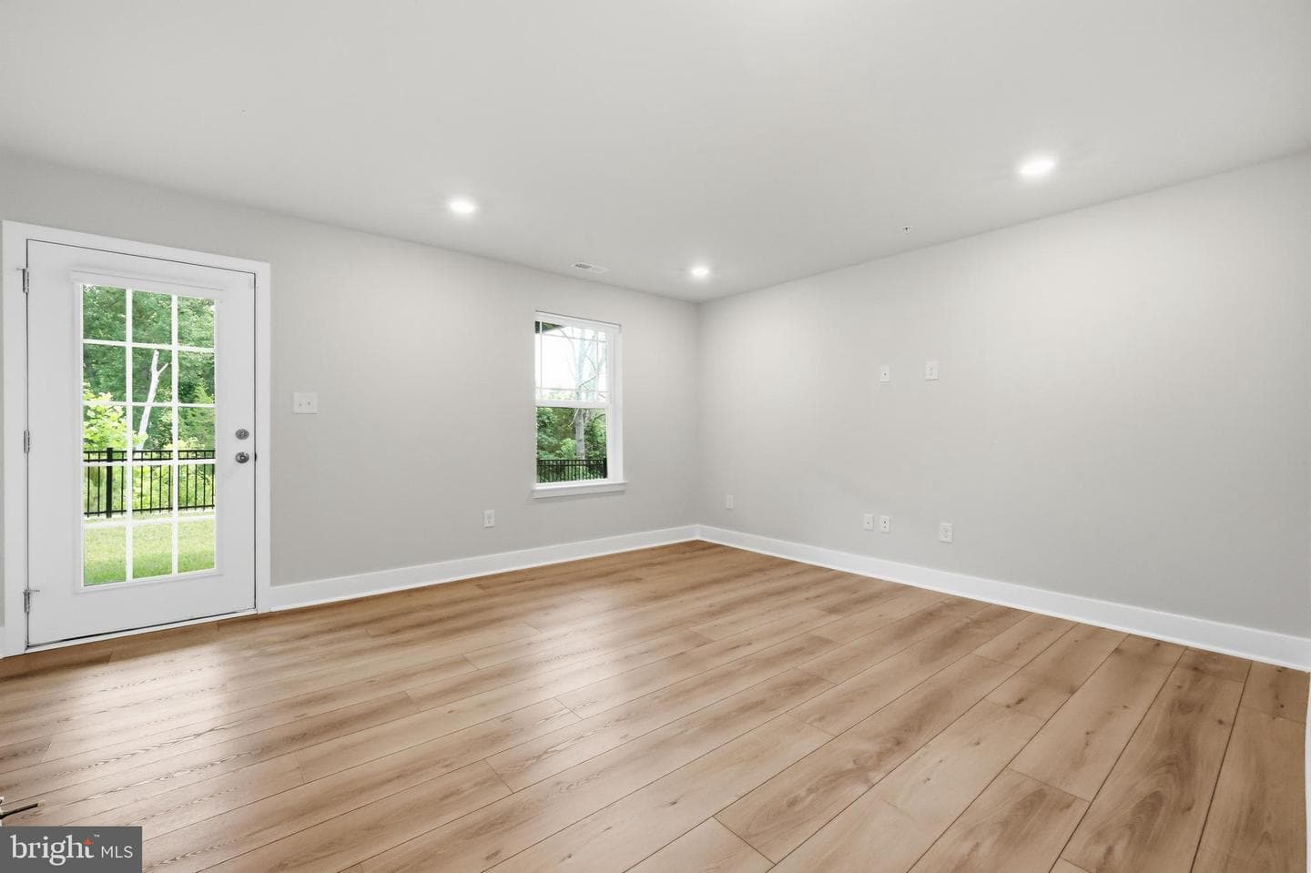 2403 Woodlands Road photo 38