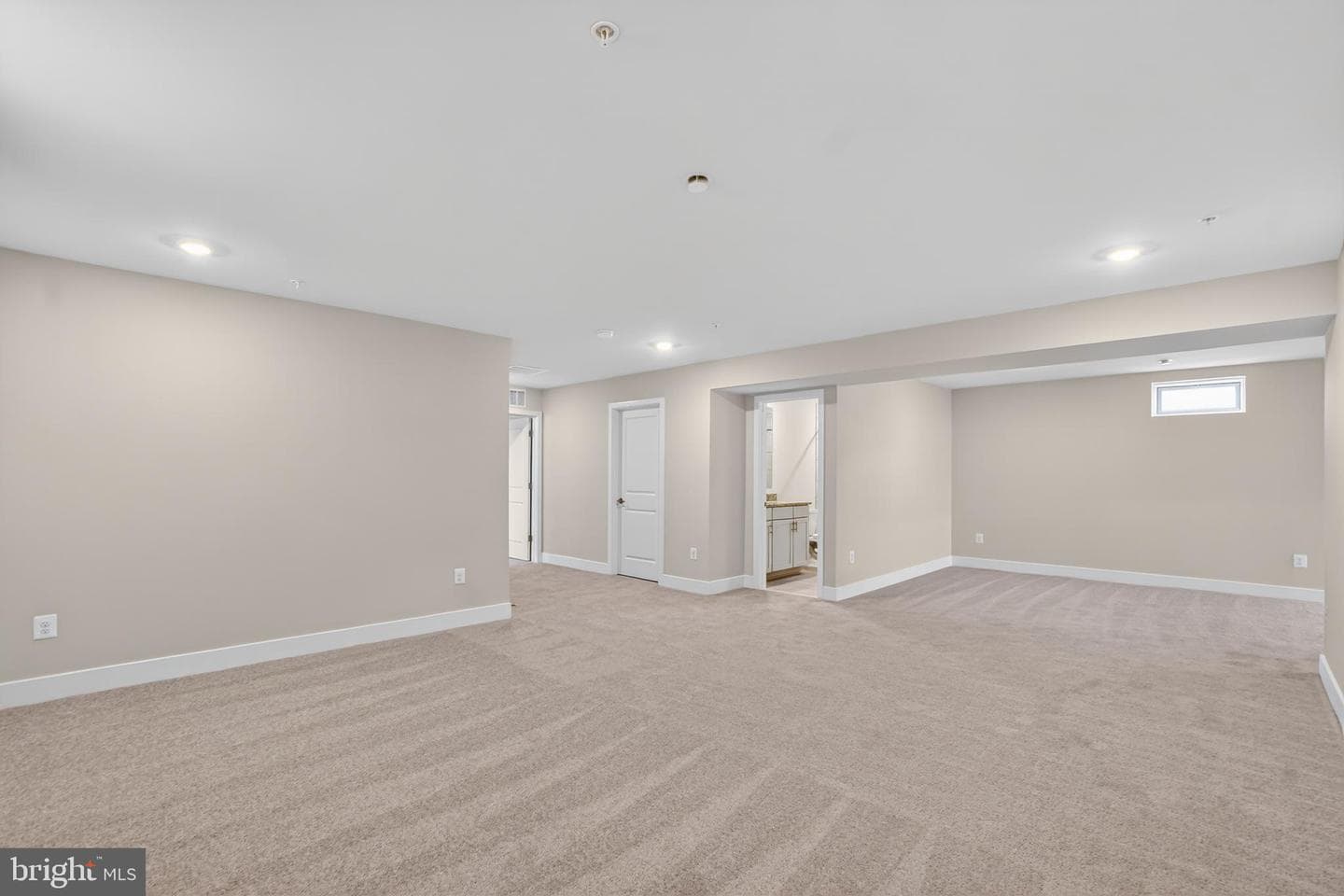 505 Willowshire Street photo 16