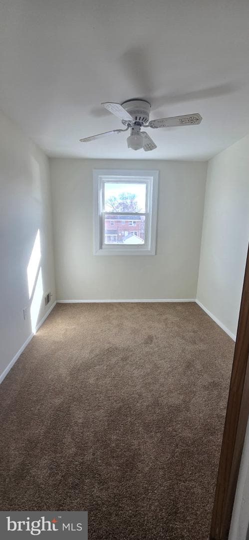 1031 Foxwood Ln photo 5