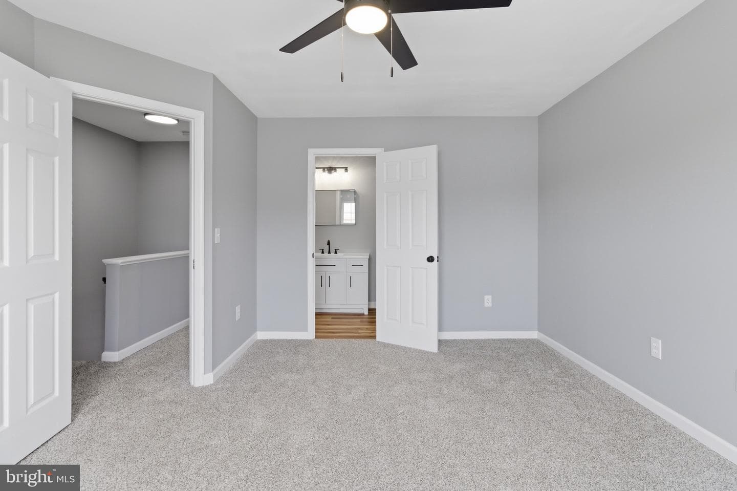 4 Blue Spire Cir photo 18