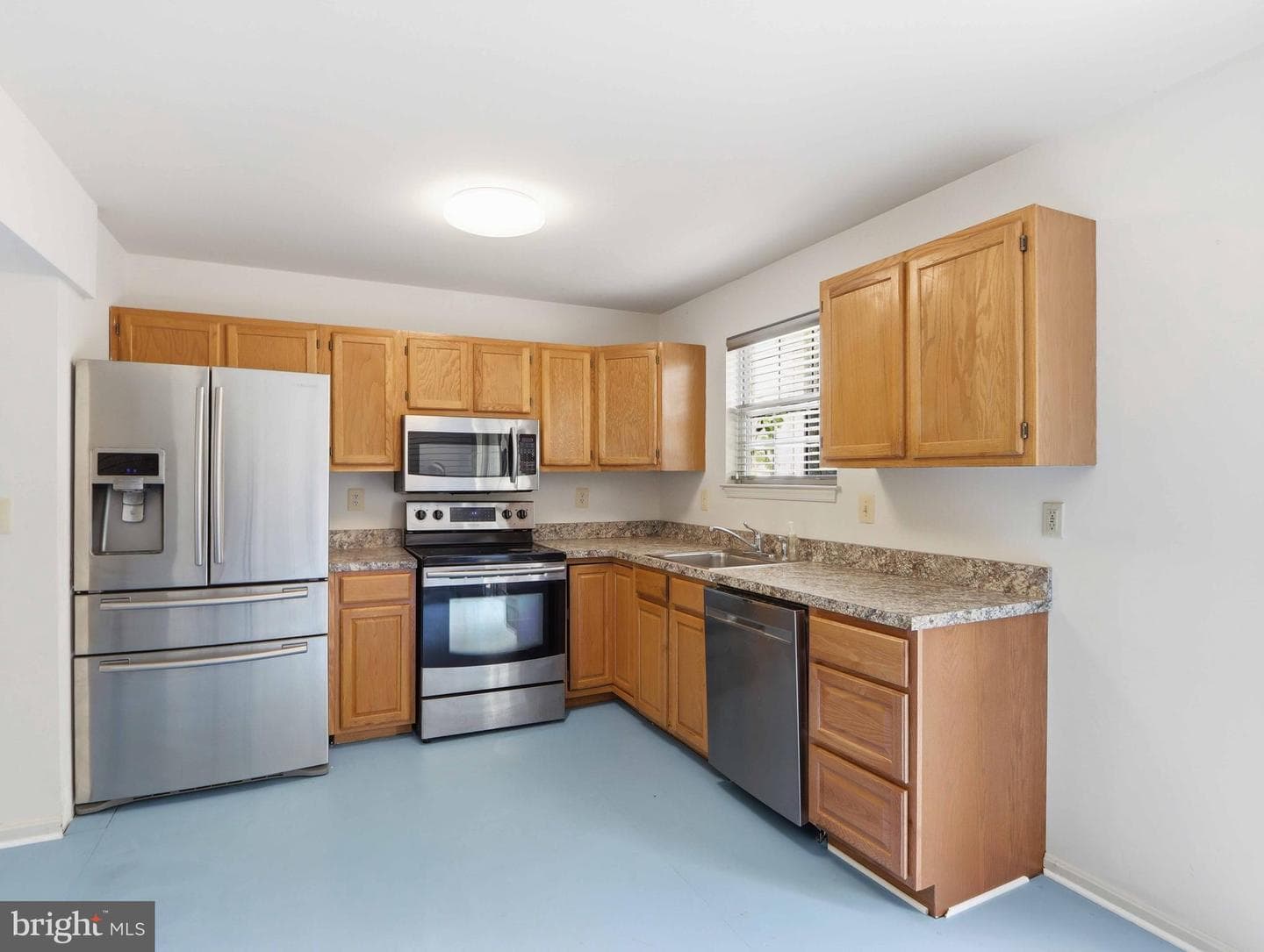 8812 Fox Circle photo 12