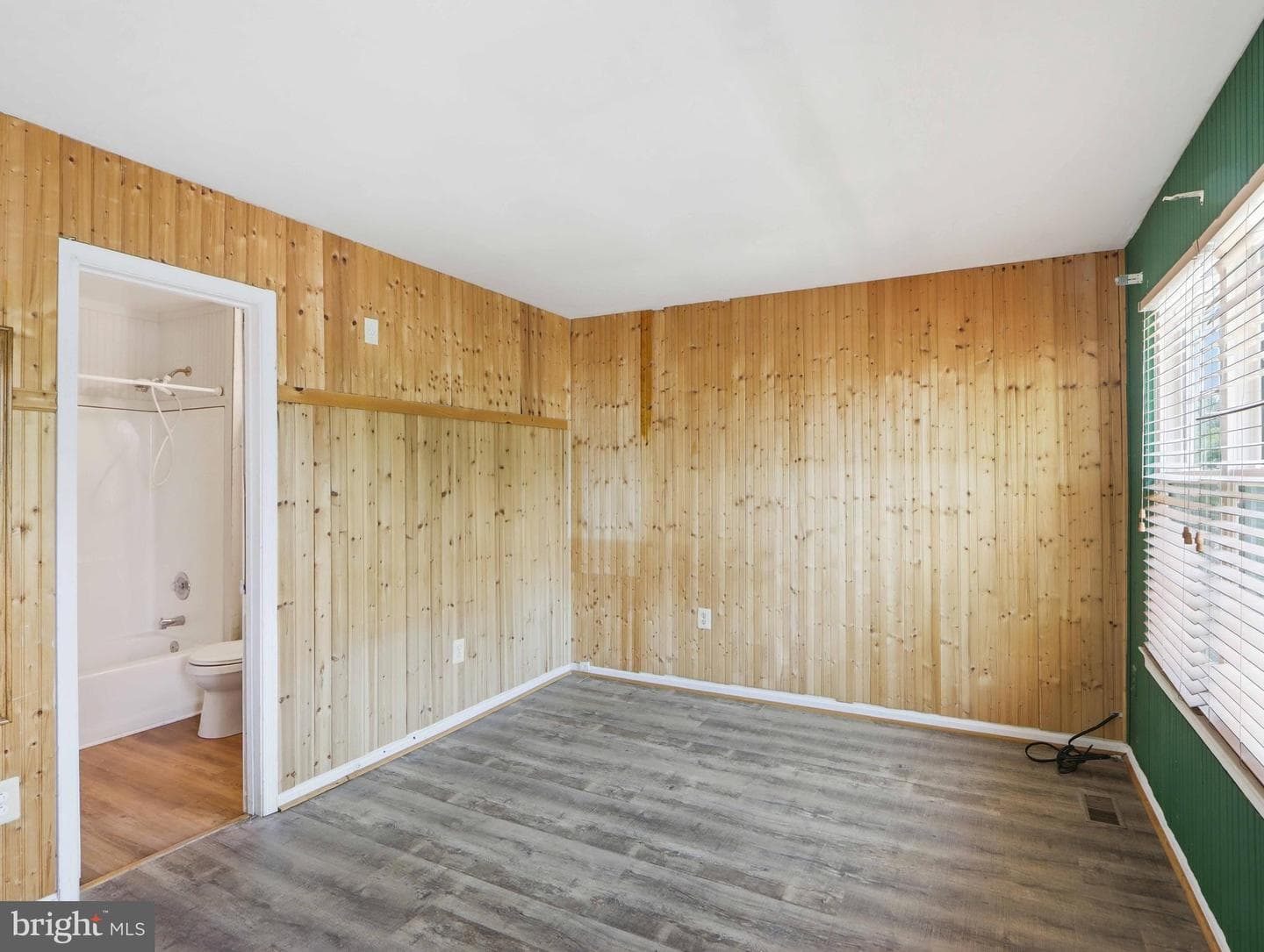 8812 Fox Circle photo 22