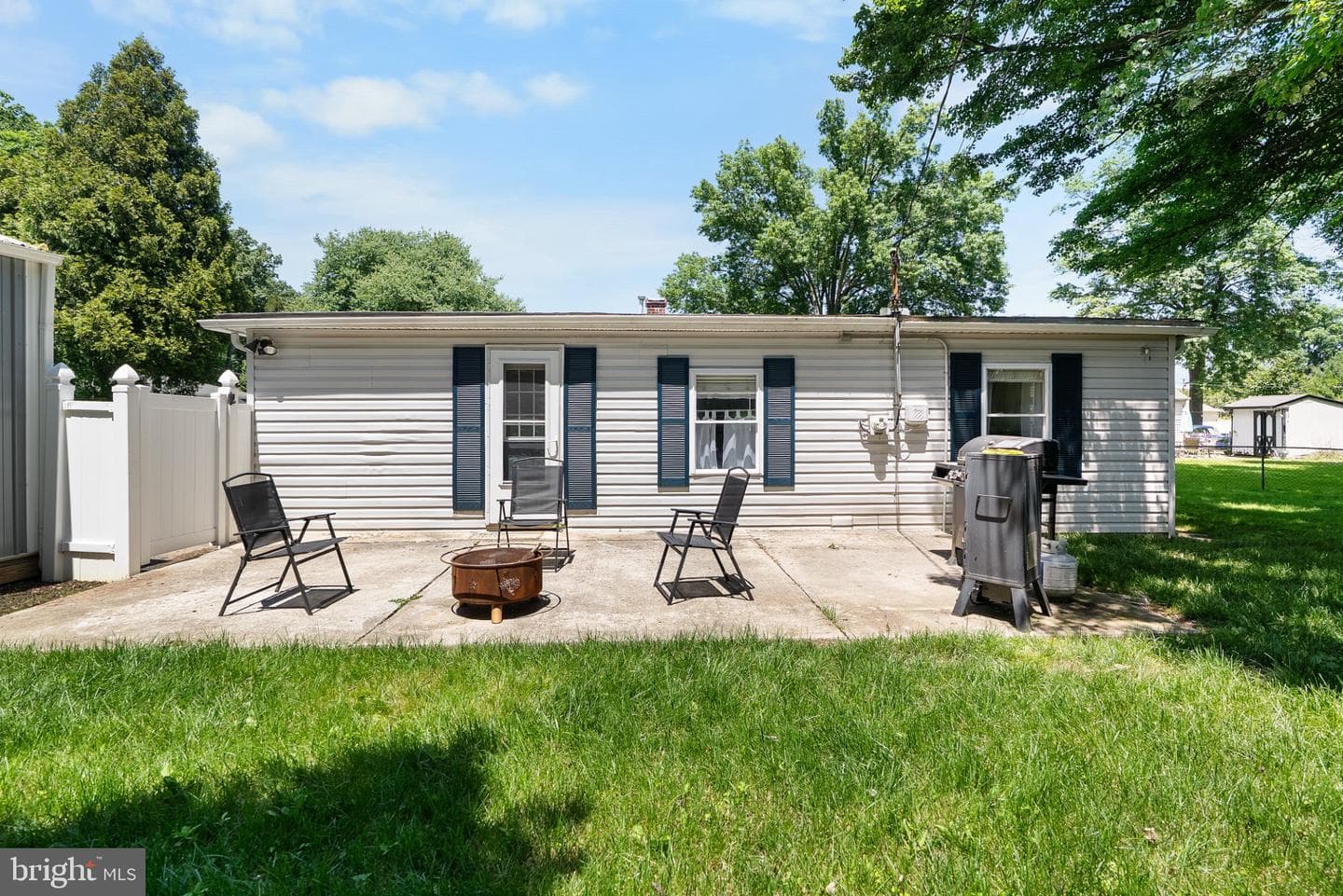 803 Greenview Court photo 22