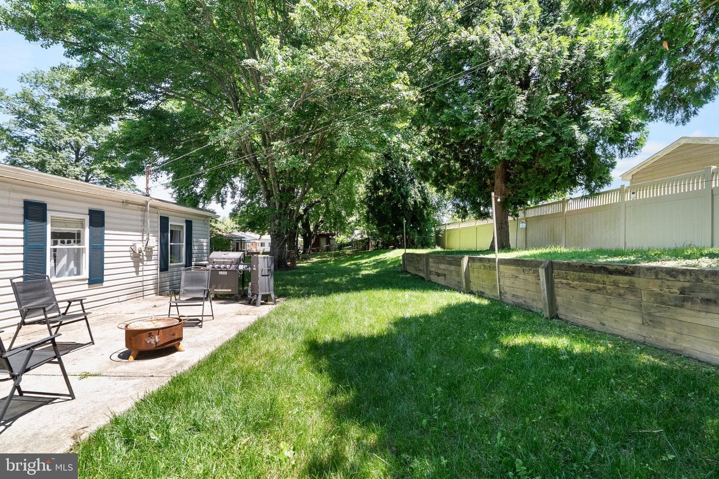 803 Greenview Court photo 23