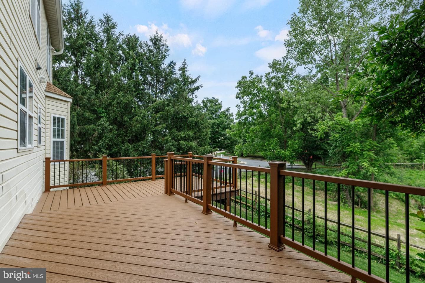 201 Marshall Wood Road photo 5