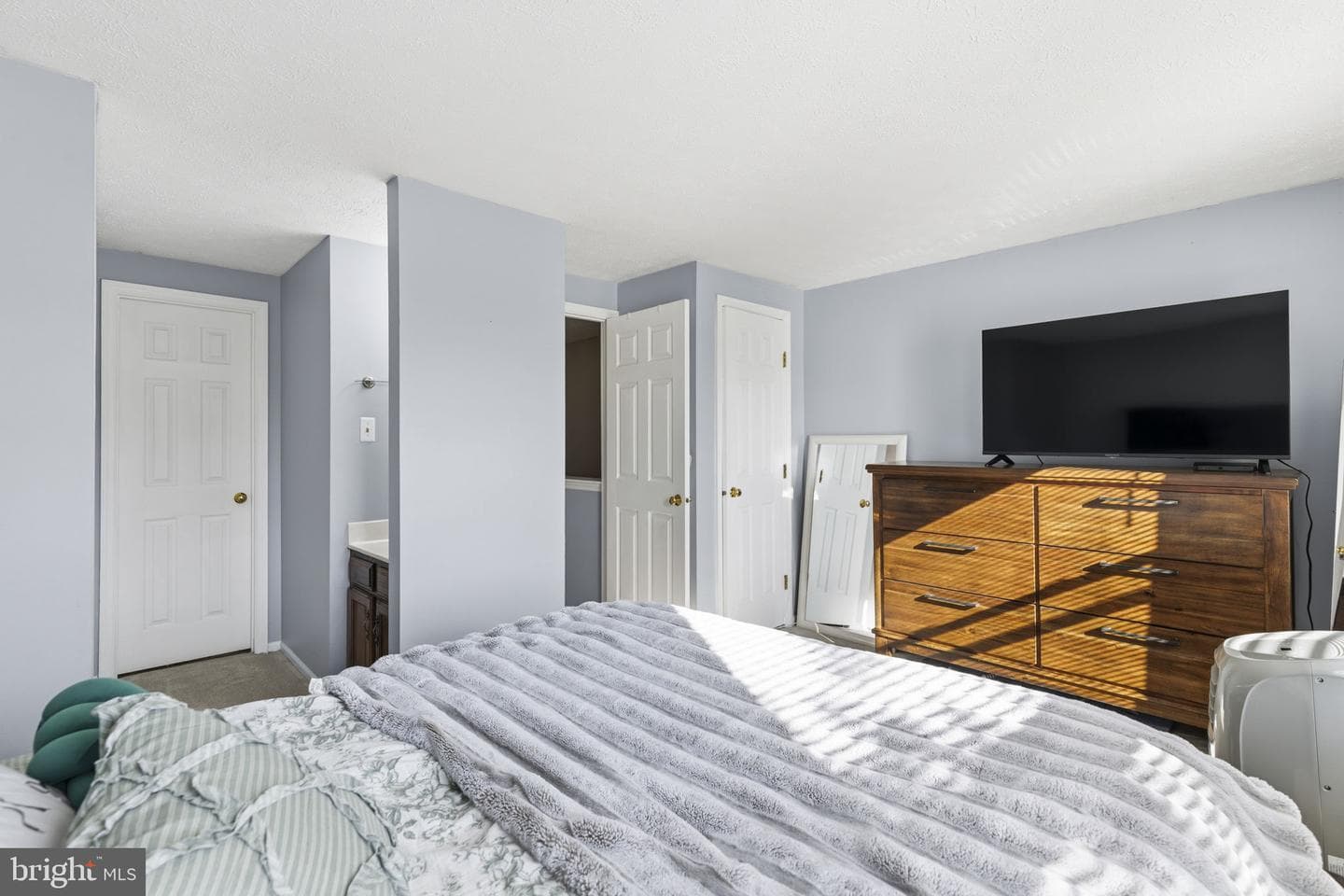 53 Shrewsbury Court photo 10