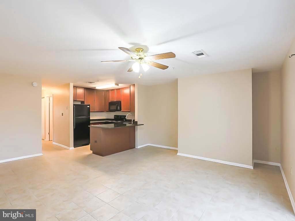 78 Ashlar Hill Ct # 1 photo 5