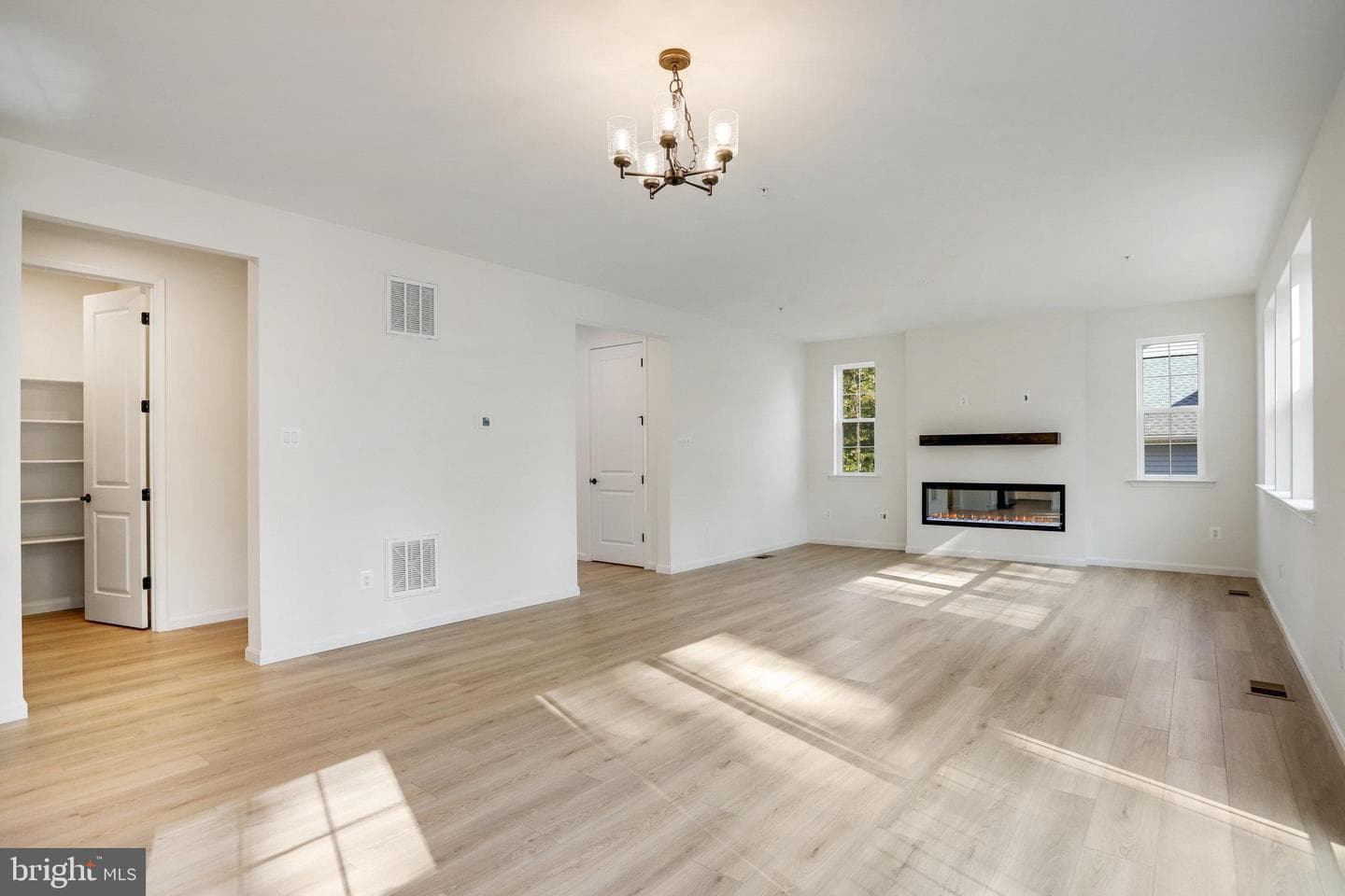 5715 Charlies Way photo 22