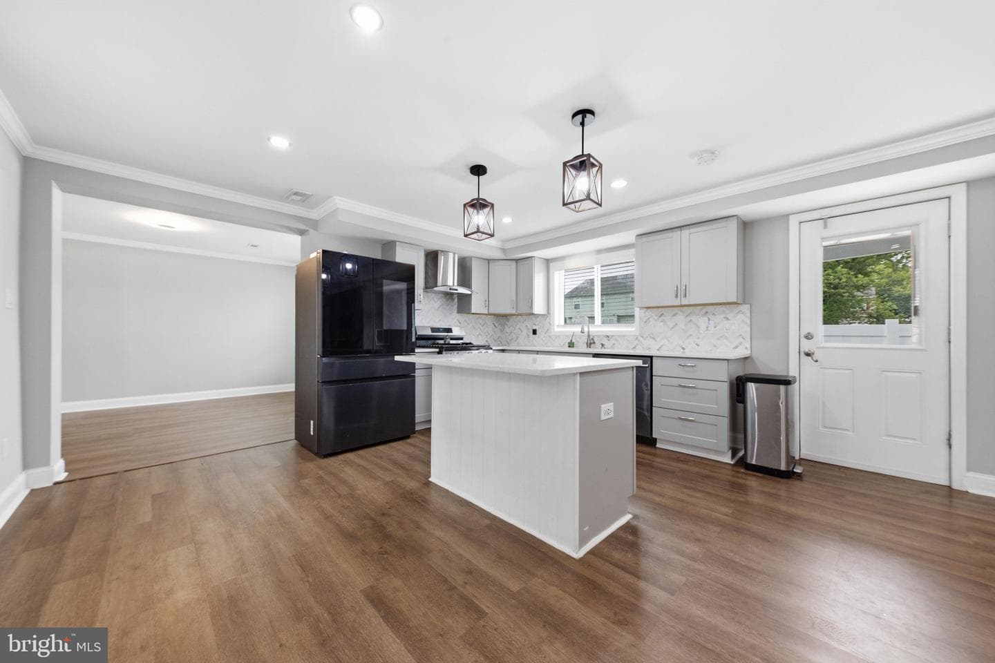 3524 Meadowside photo 12