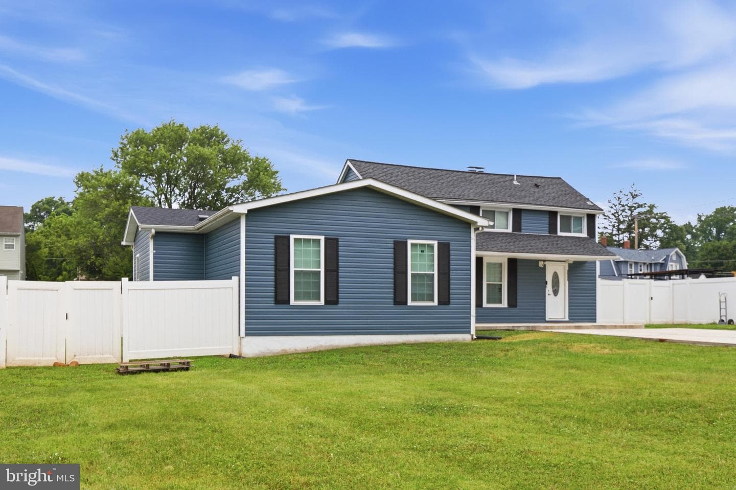3524 Meadowside photo 43