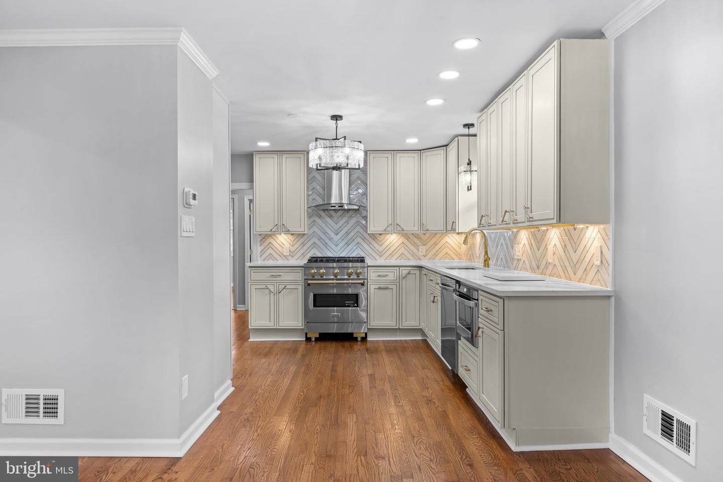 102 Nelson Road photo 7