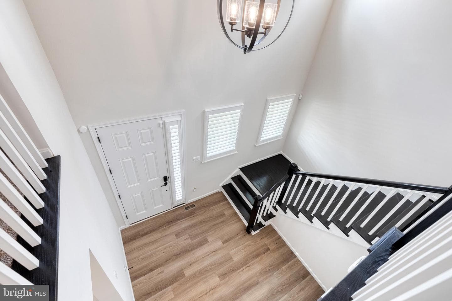 5701 Charlies Way photo 8