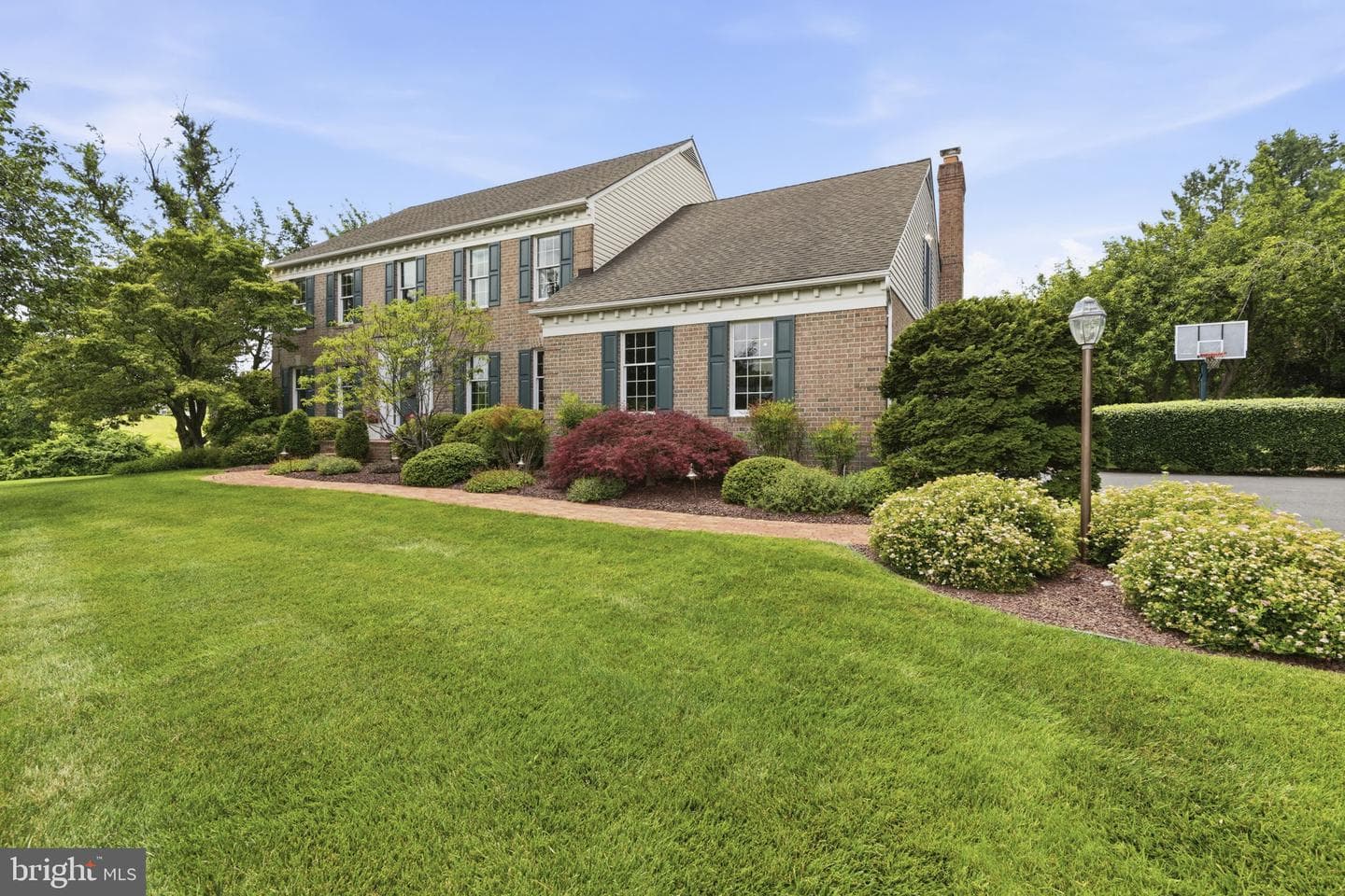 24 Manor Knoll Court photo 8