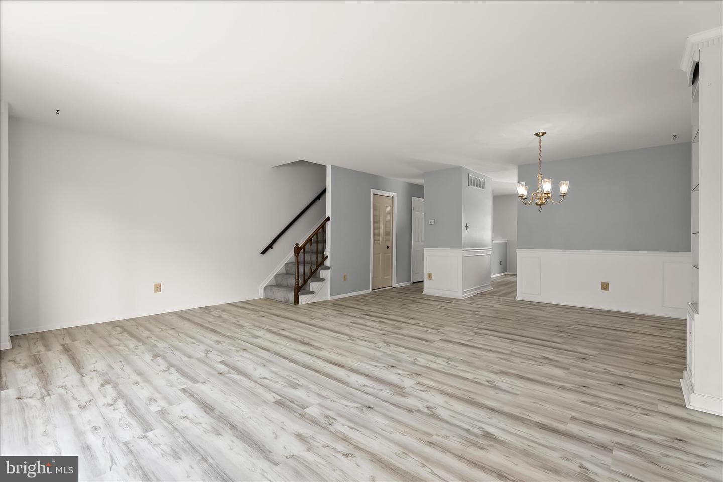 26 Valley Crossing Circle photo 15