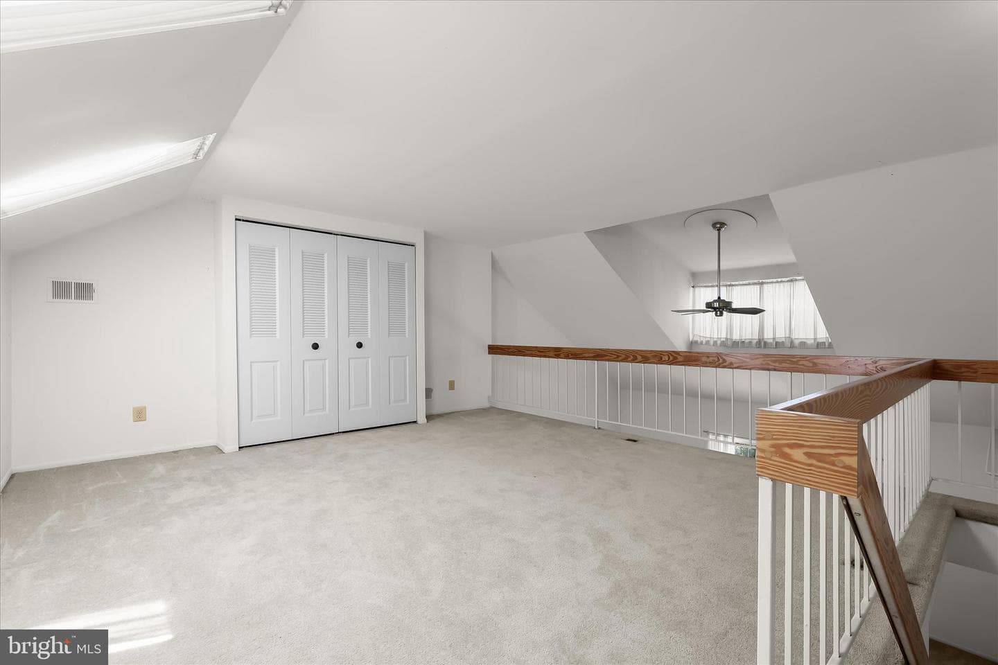 26 Valley Crossing Circle photo 24