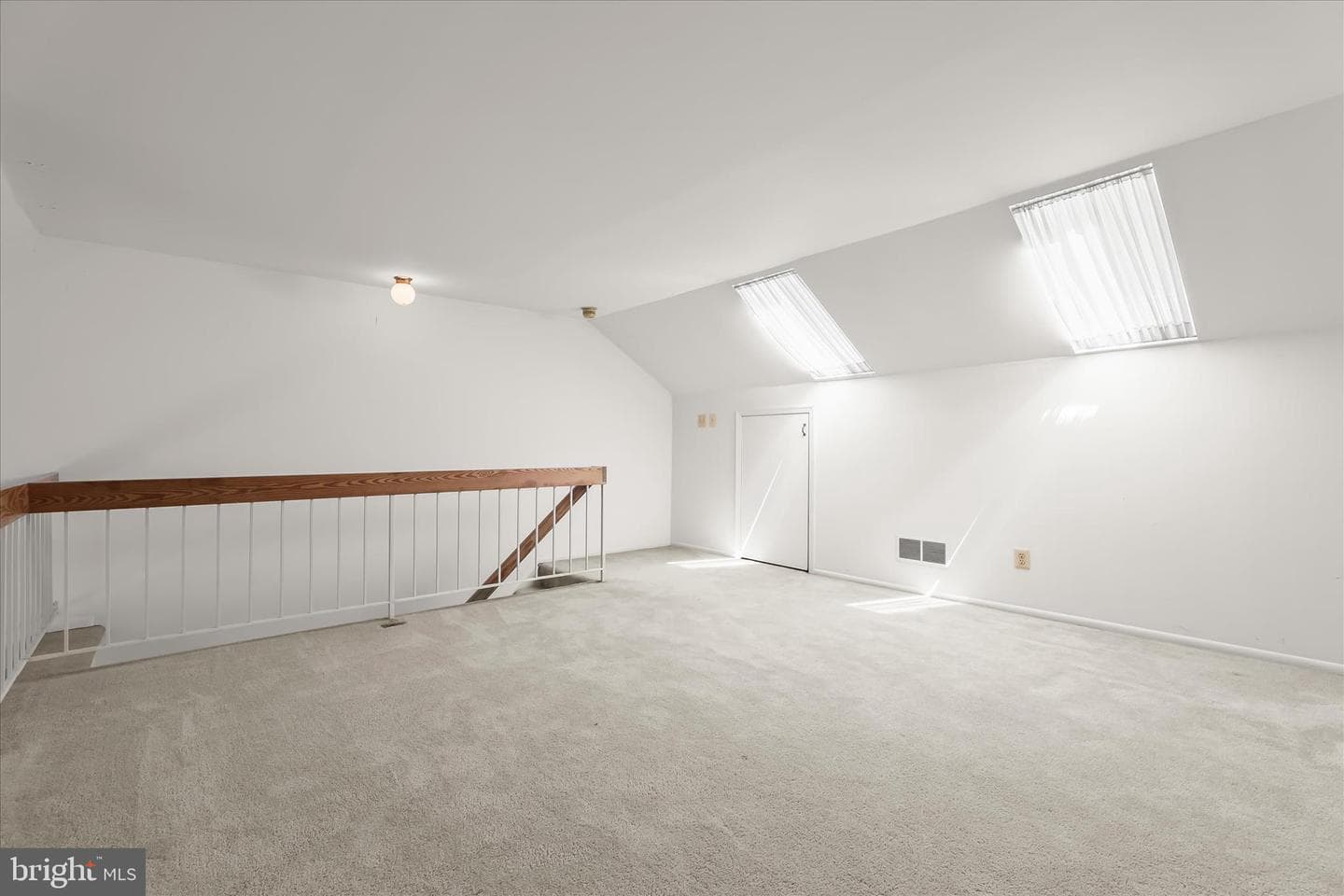 26 Valley Crossing Circle photo 26
