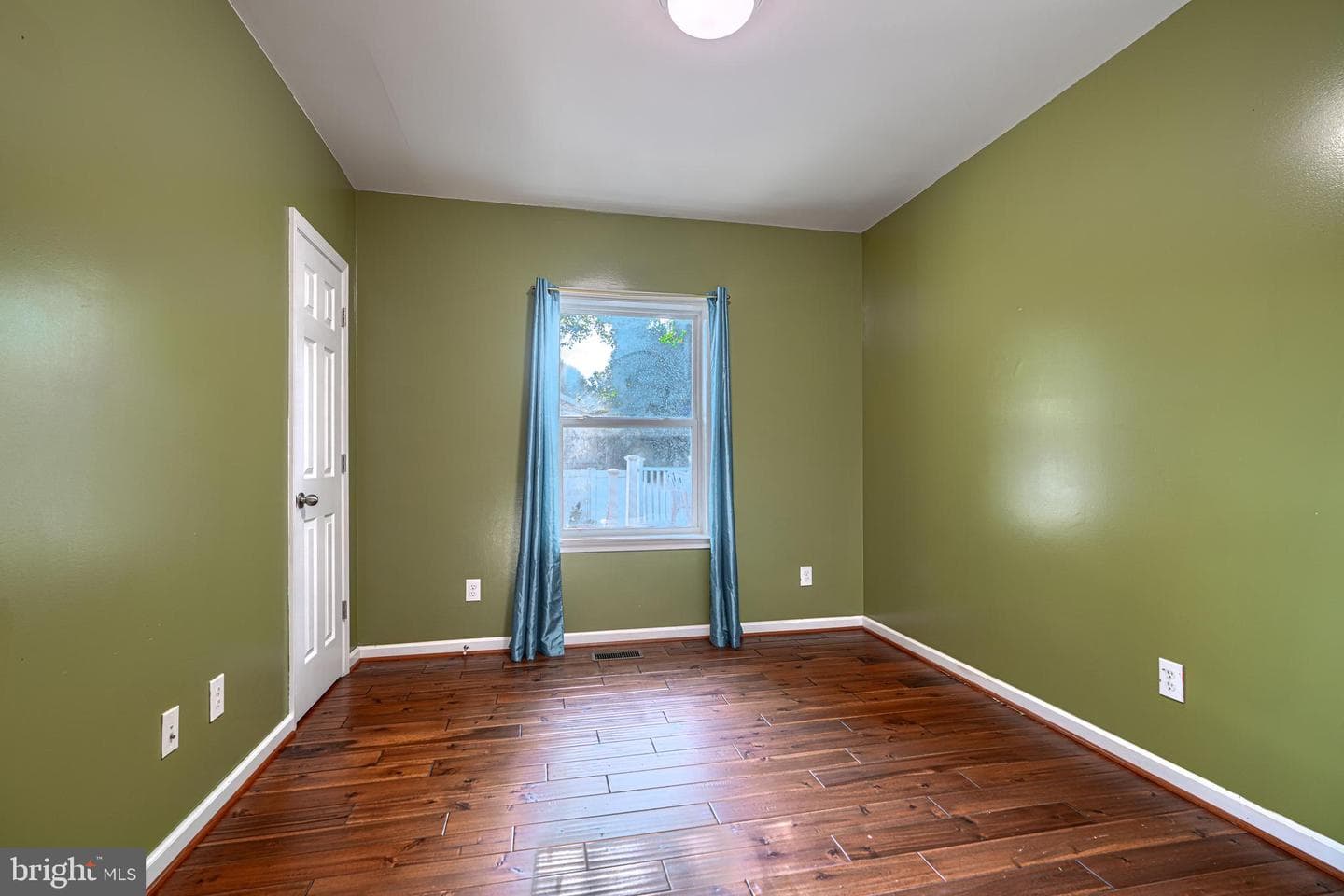 516 Lafayette Avenue photo 11