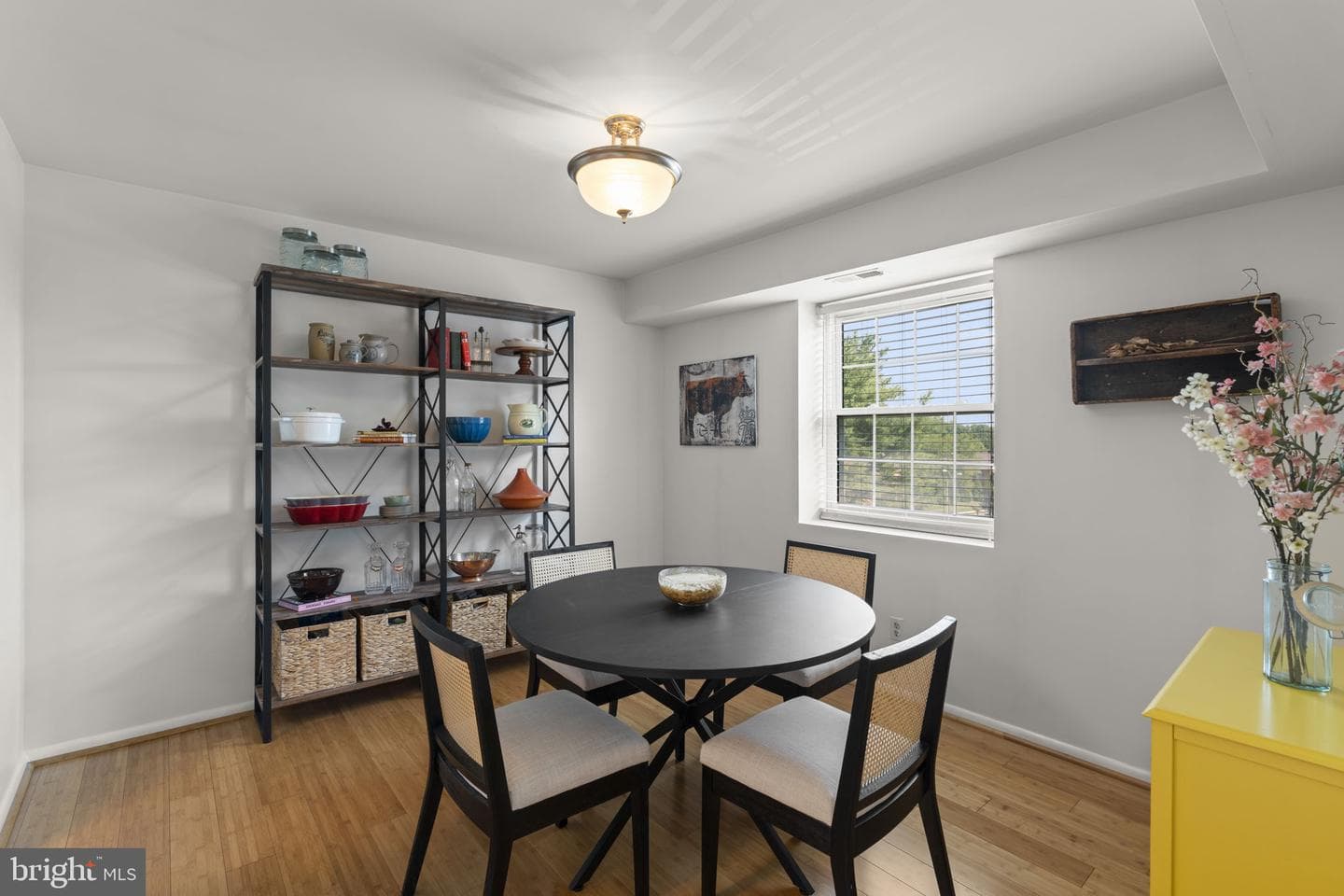 1 Elphin Court #301 photo 15
