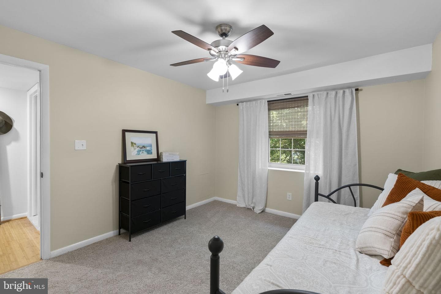 1 Elphin Court #301 photo 25