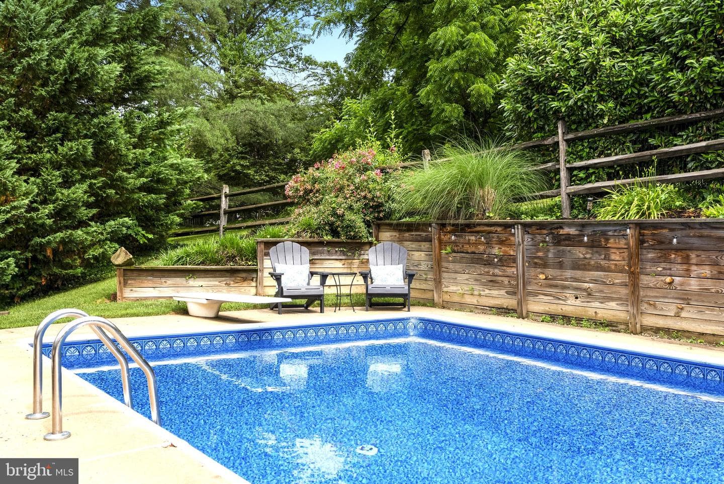 916 Farmstead Road photo 38
