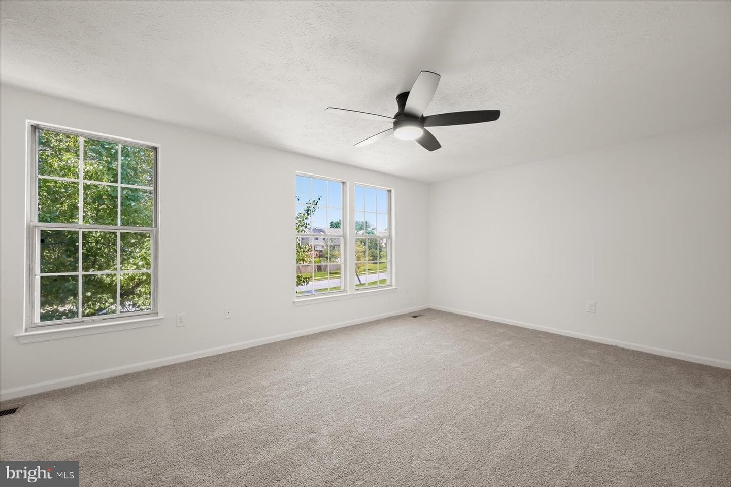 7833 Paddock Way photo 23