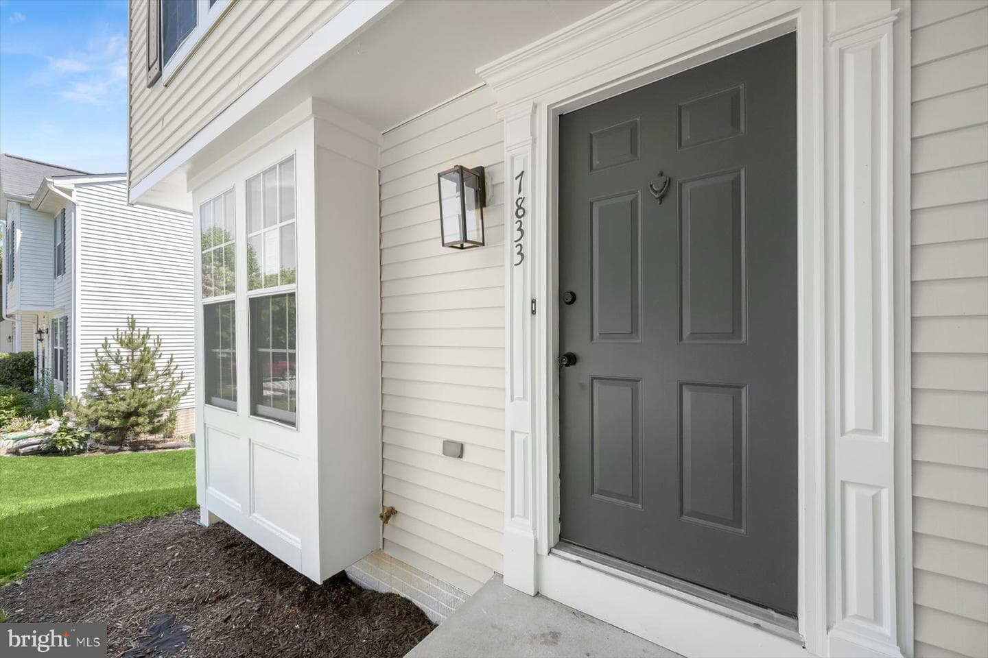 7833 Paddock Way photo 3