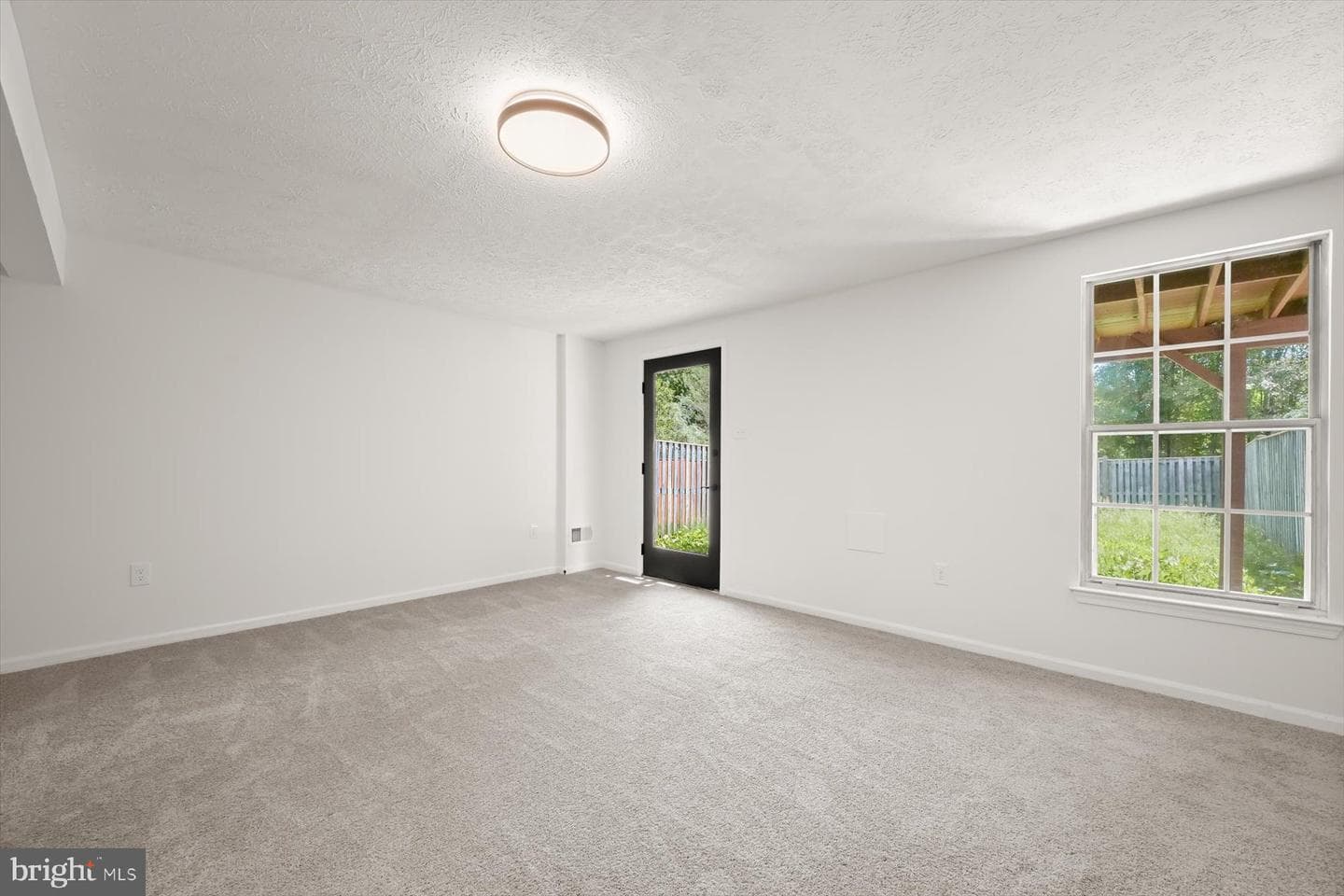 7833 Paddock Way photo 34