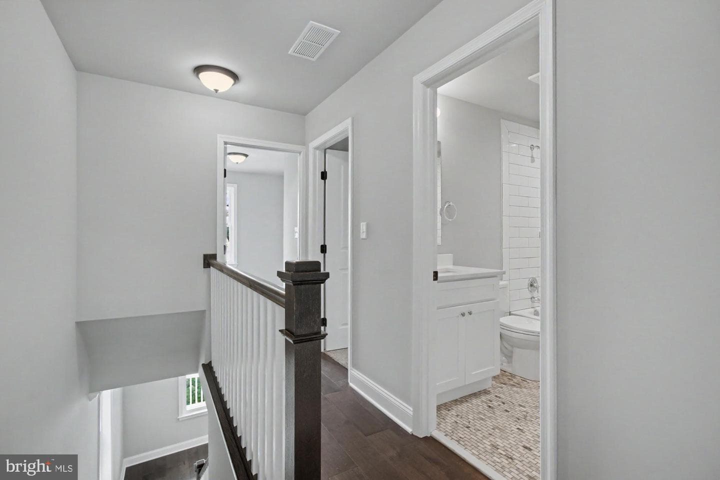 7501 Riddle Avenue photo 25